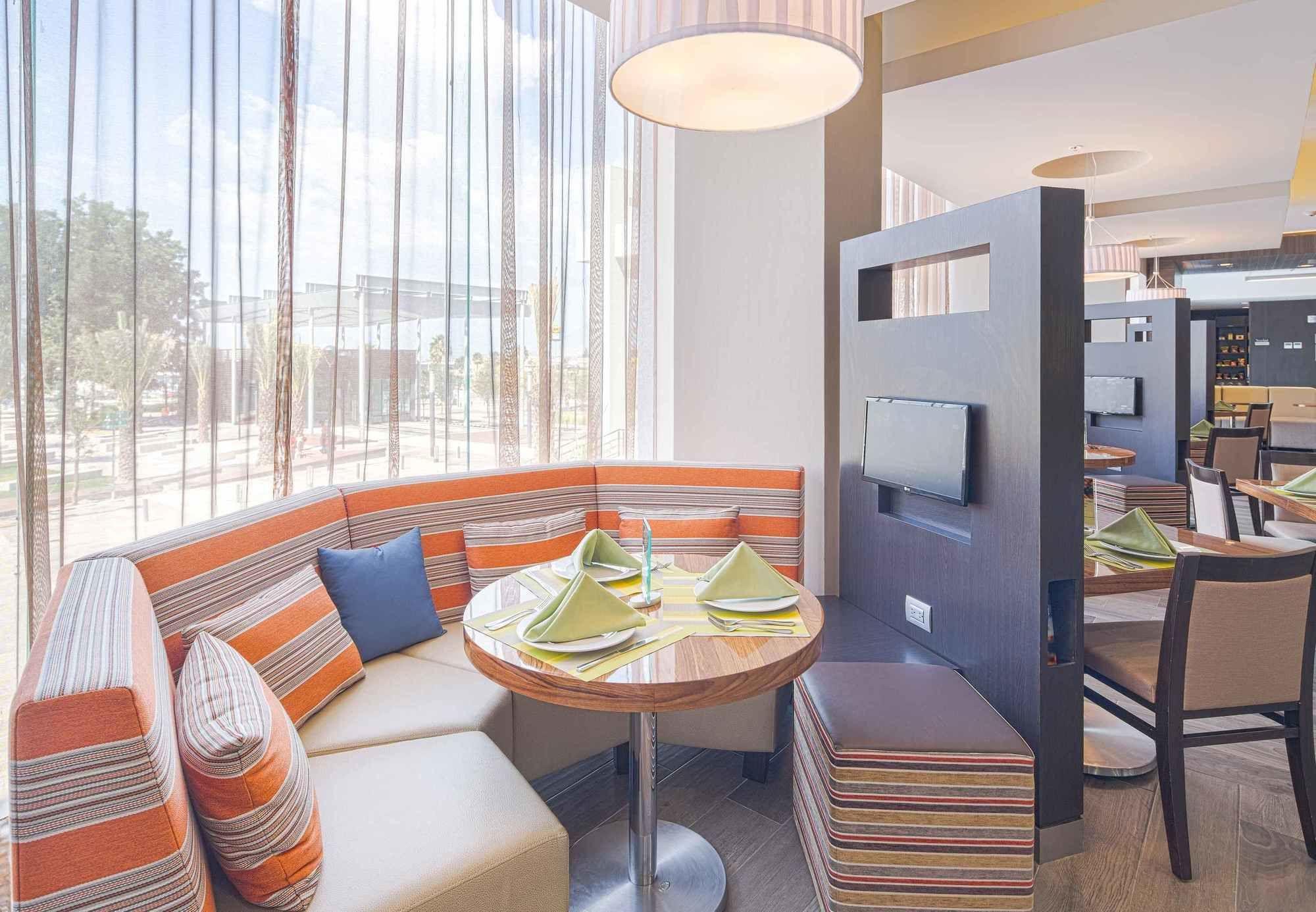 Courtyard By Marriott Saltillo Eksteriør billede