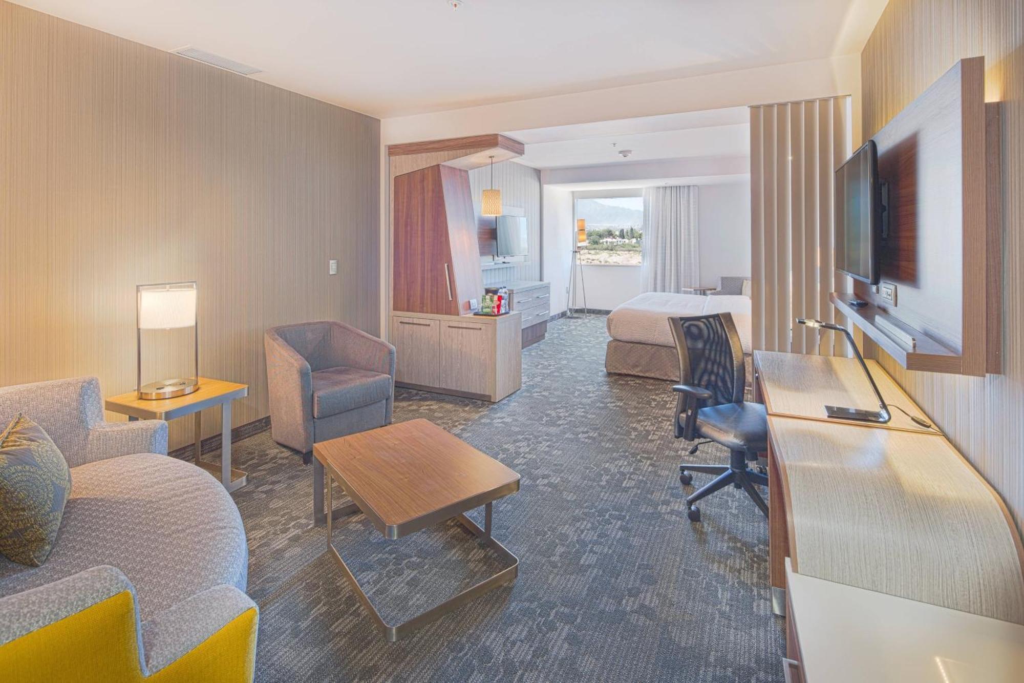 Courtyard By Marriott Saltillo Eksteriør billede