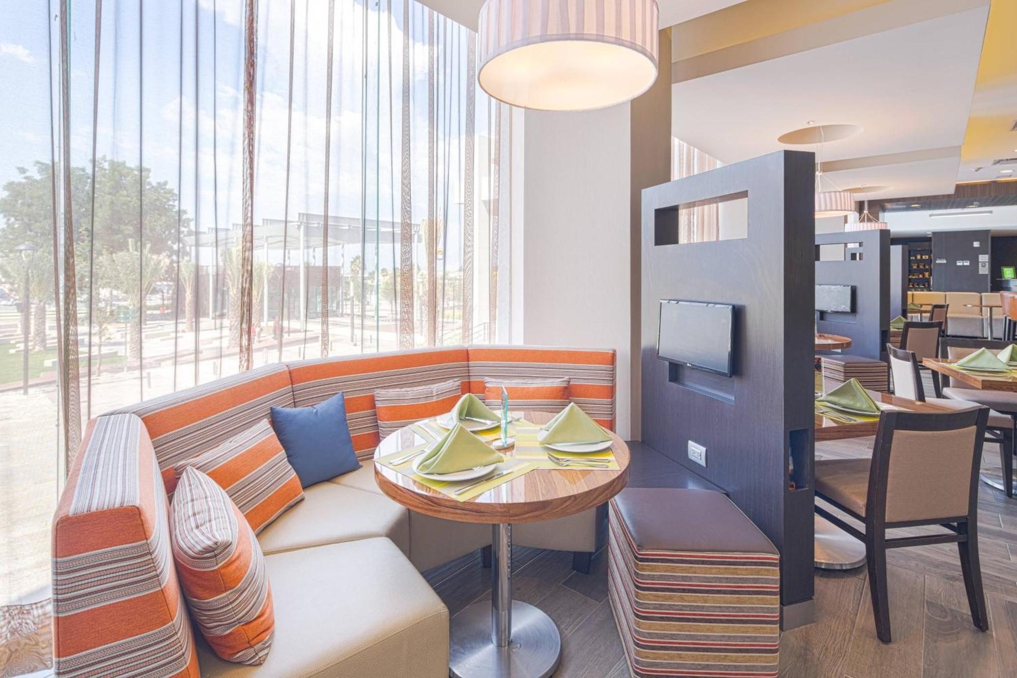 Courtyard By Marriott Saltillo Eksteriør billede