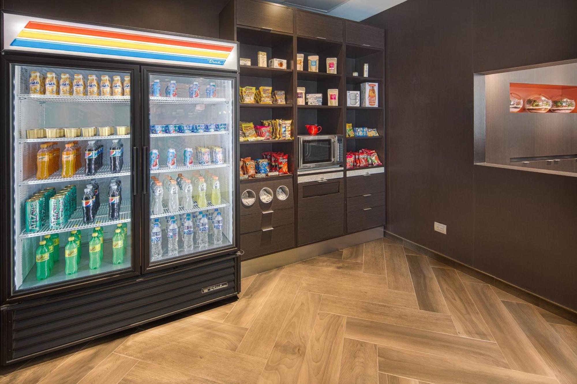 Courtyard By Marriott Saltillo Eksteriør billede