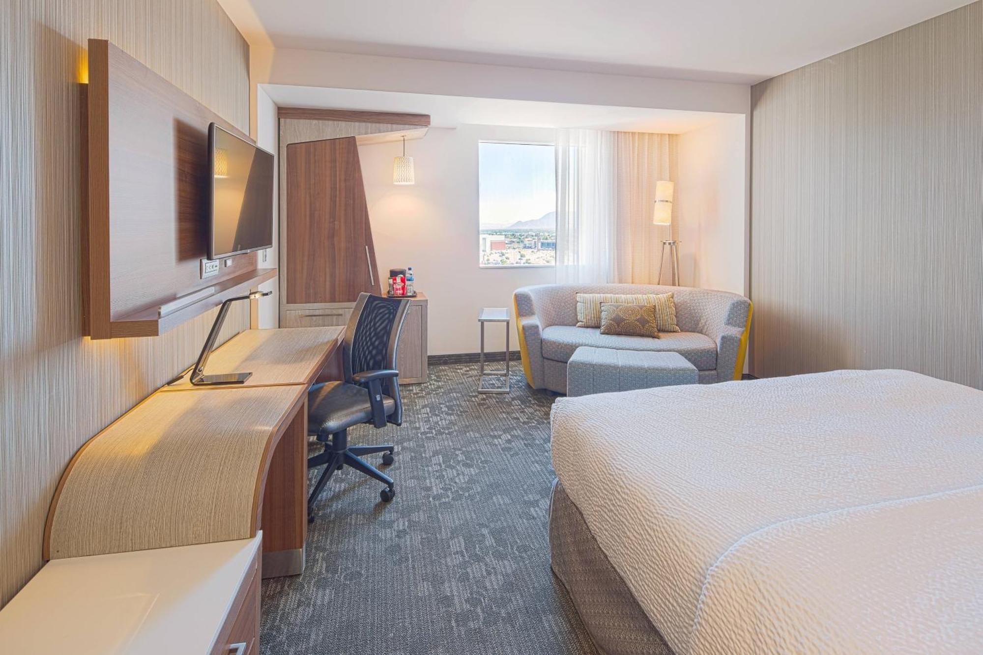 Courtyard By Marriott Saltillo Eksteriør billede