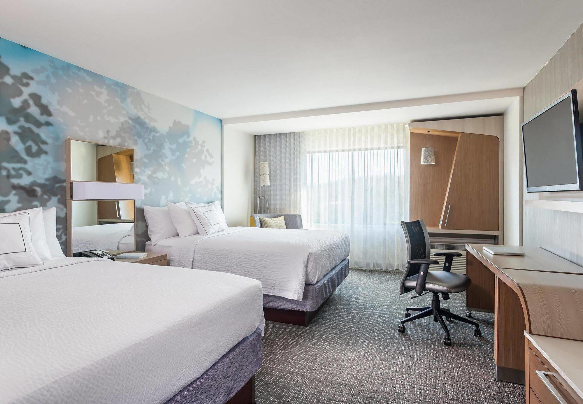 Courtyard By Marriott Saltillo Eksteriør billede